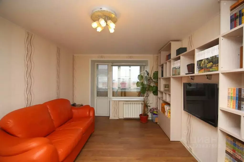 3-к кв. Тульская область, Тула просп. Ленина, 135 (60.8 м) - Фото 1