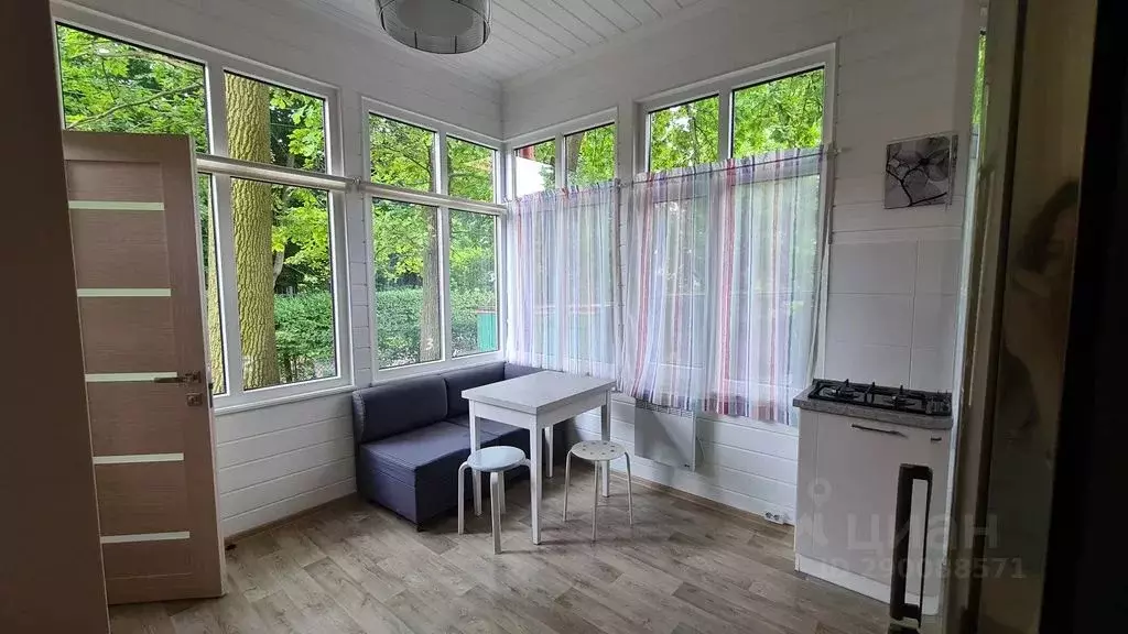 2-к кв. Калининградская область, Зеленоградск ул. Чкалова, 10 (58.0 м) - Фото 1