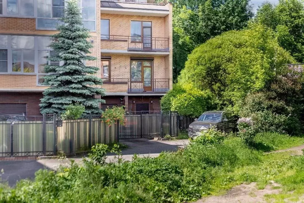 Таунхаус в Санкт-Петербург 1-я Утиная ул., 32 (265 м) - Фото 1