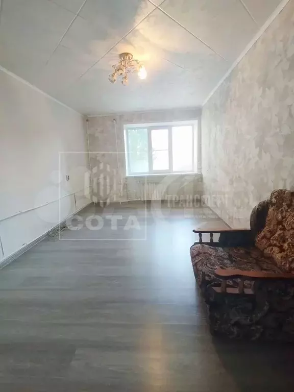 Комната 17,5 м в 8-к., 2/9 эт. - Фото 0
