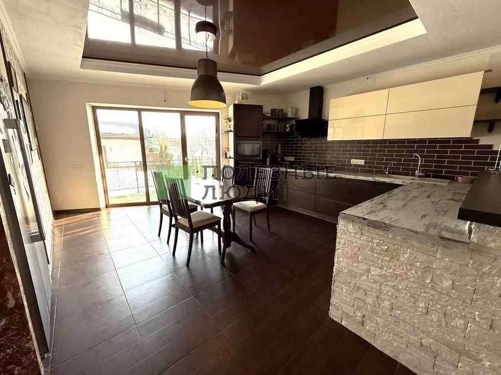 Дом в Орловская область, Орел ул. Поликарпова, 50 (102 м) - Фото 1