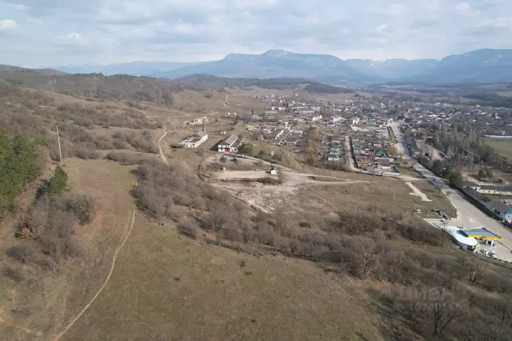 Участок в Крым, Бахчисарайский район, с. Голубинка  (76.4 сот.) - Фото 1