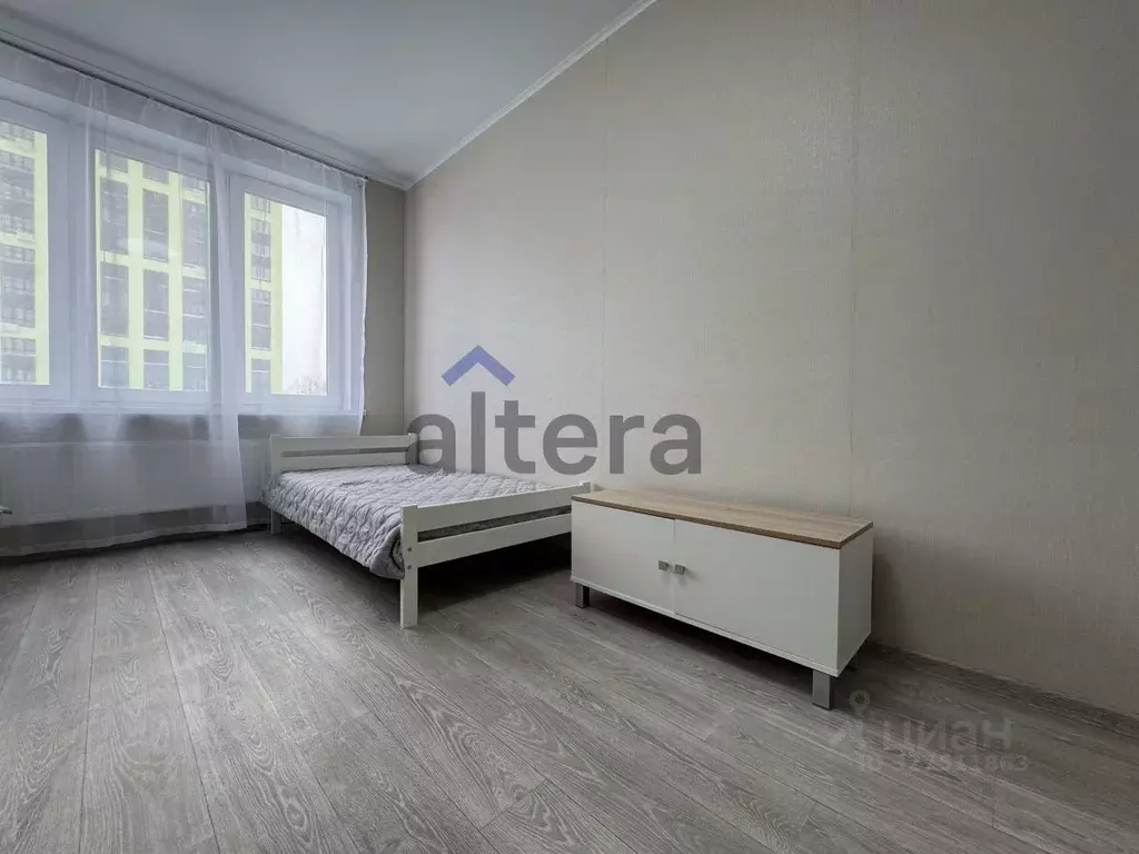 1-к кв. Татарстан, Казань ул. Александра Курынова, 5к1 (30.0 м) - Фото 2