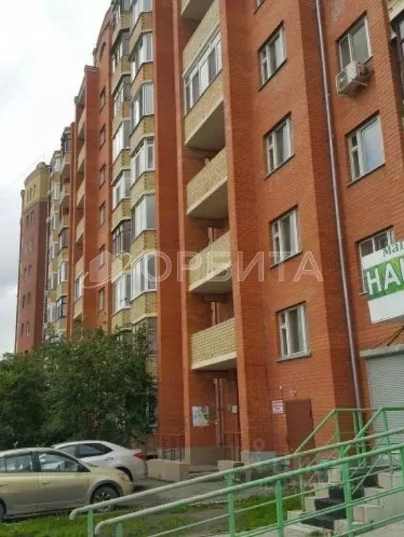 5-к кв. Тюменская область, Тюмень Паровозная ул., 13 (180.0 м) - Фото 0