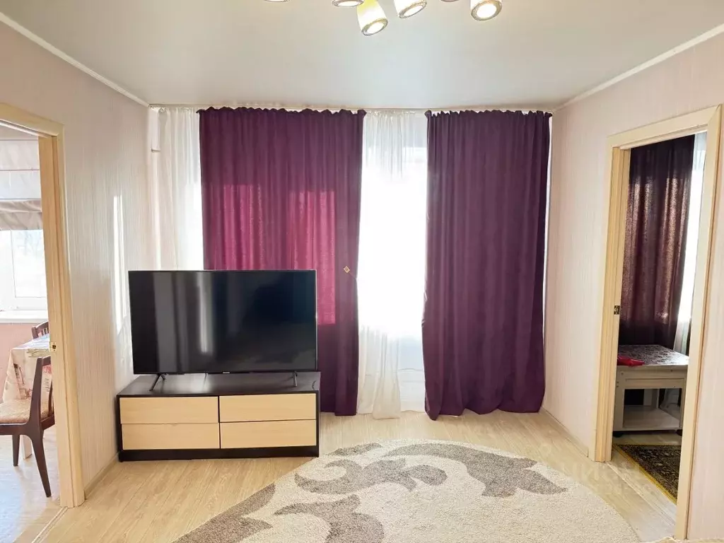 2-к кв. Челябинская область, Челябинск 9 Мая ул., 24 (44.0 м) - Фото 0