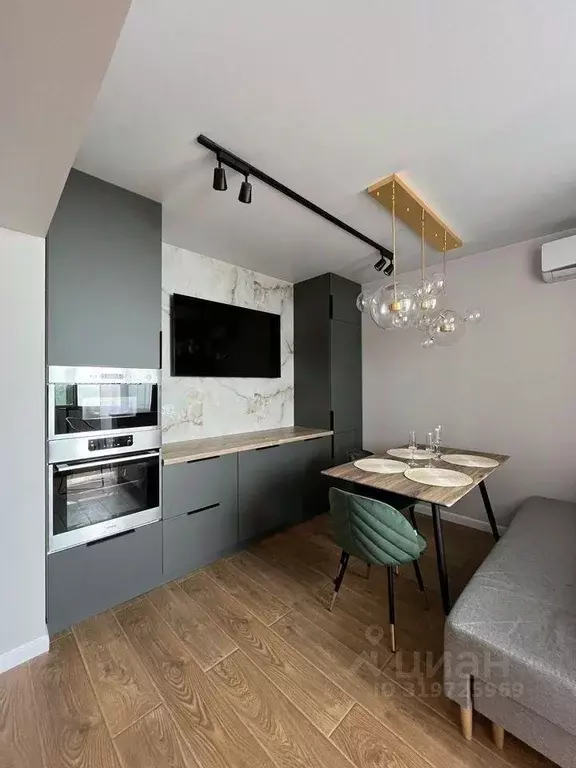 Квартира, 3 комнаты, 60.8 м - Фото 0