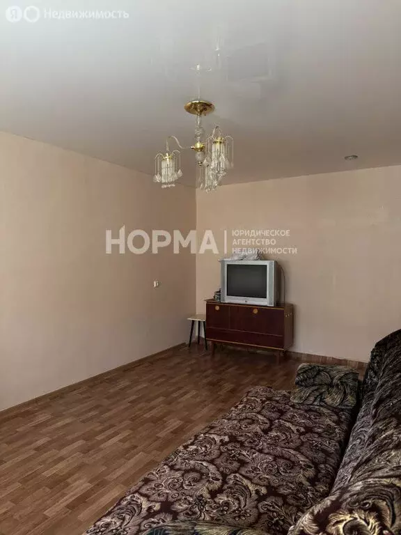 1-комнатная квартира: Октябрьский, 35-й микрорайон, 24 (31 м) - Фото 2