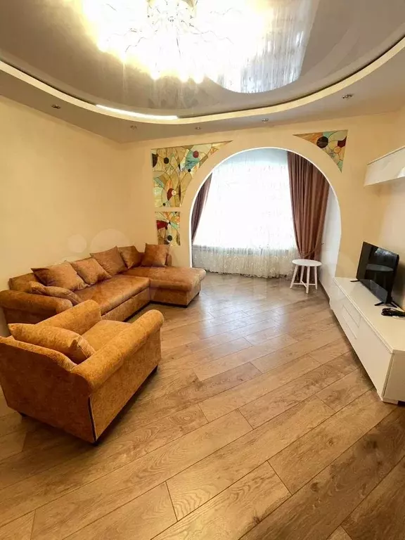 2-к. квартира, 61 м, 2/5 эт. - Фото 0