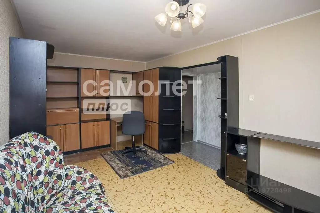 3-к кв. Кемеровская область, Кемерово просп. Ленина, 107А (58.6 м) - Фото 1