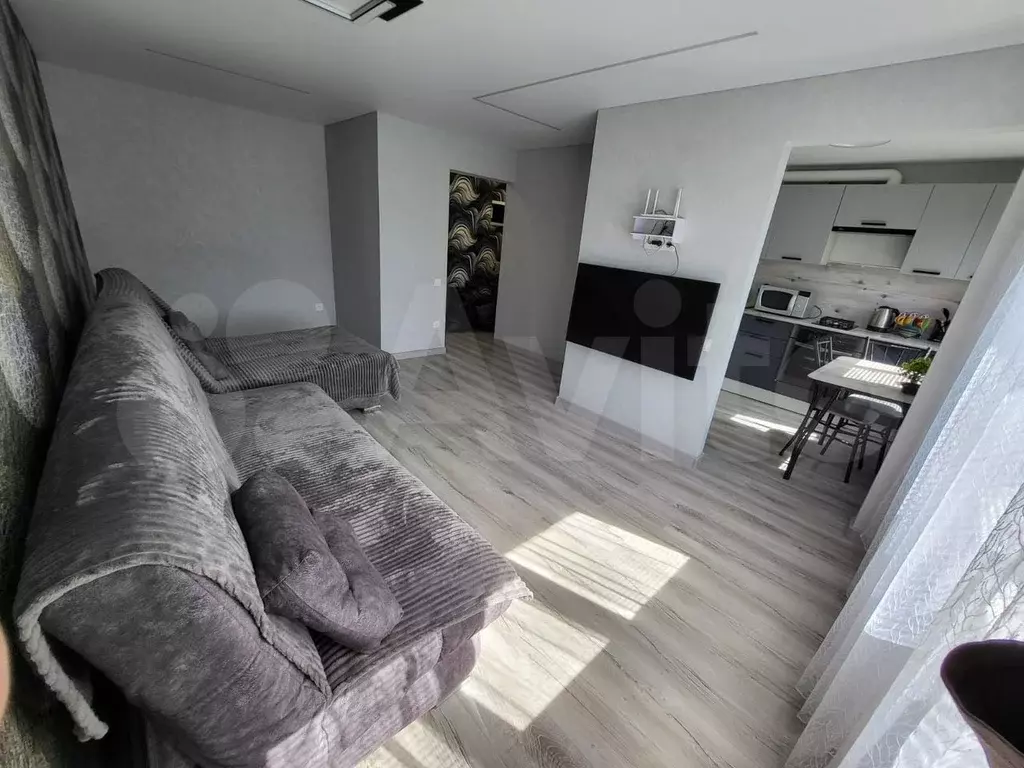 1-к. квартира, 30 м, 5/5 эт. - Фото 0