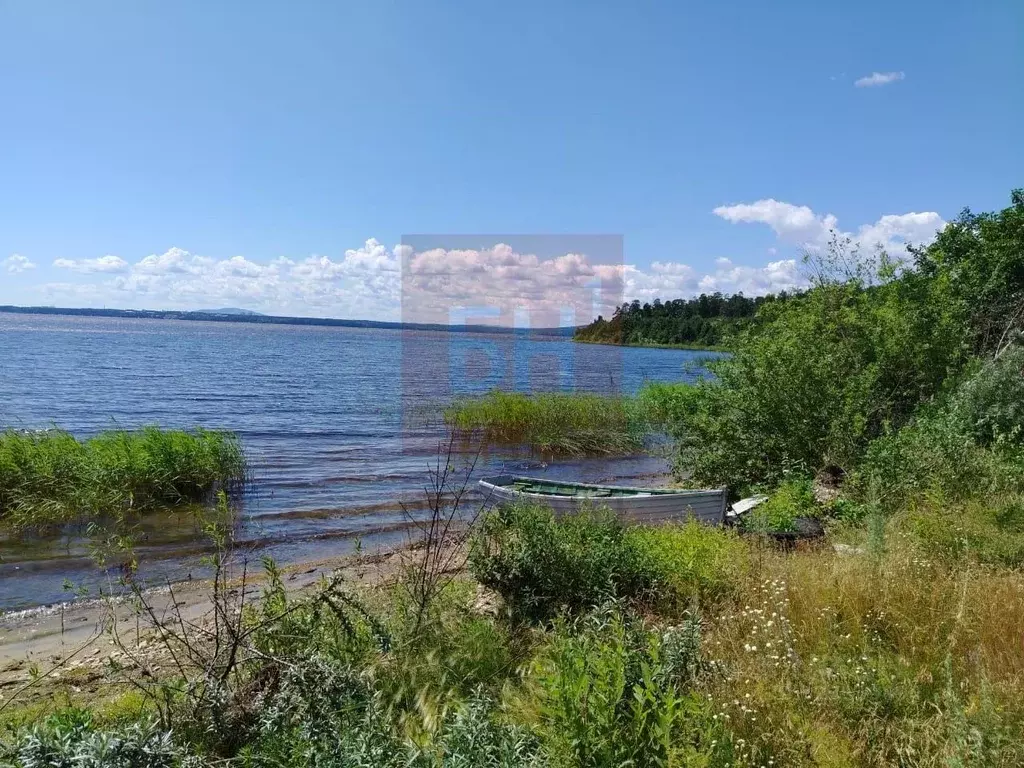 Дом в Челябинская область, Каслинский муниципальный округ, пос. ... - Фото 2