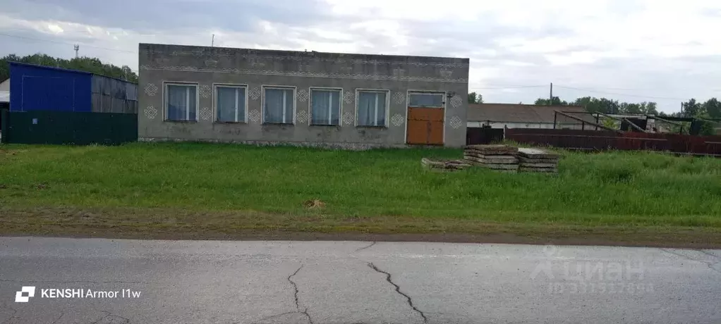 Помещение свободного назначения в Омская область, Тюкалинск ул. 1-я ... - Фото 1