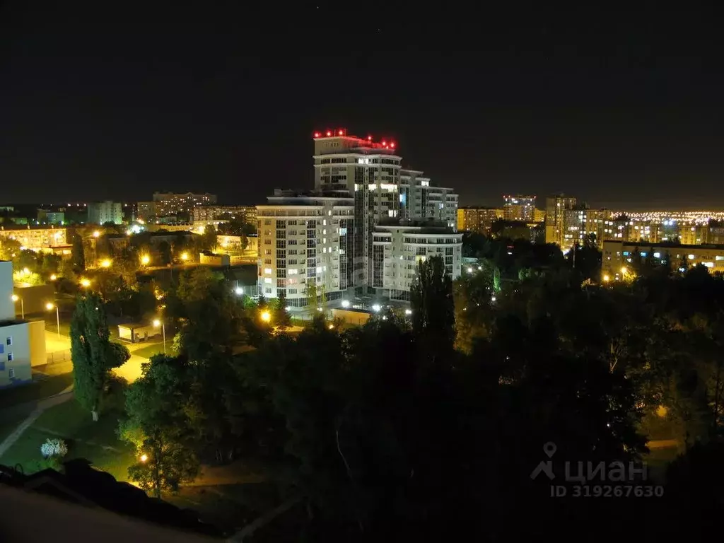 3-к кв. Белгородская область, Белгород Садовая ул., 3А (74.1 м) - Фото 1