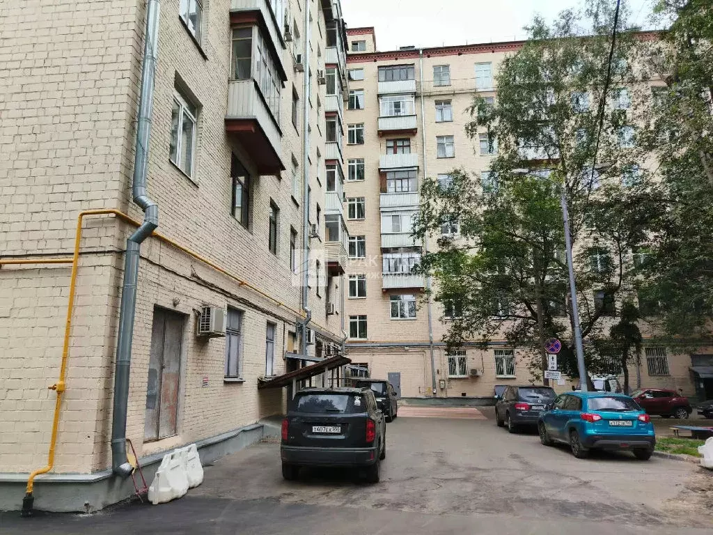 Продается комната в 3-комнатной квартире - Фото 1