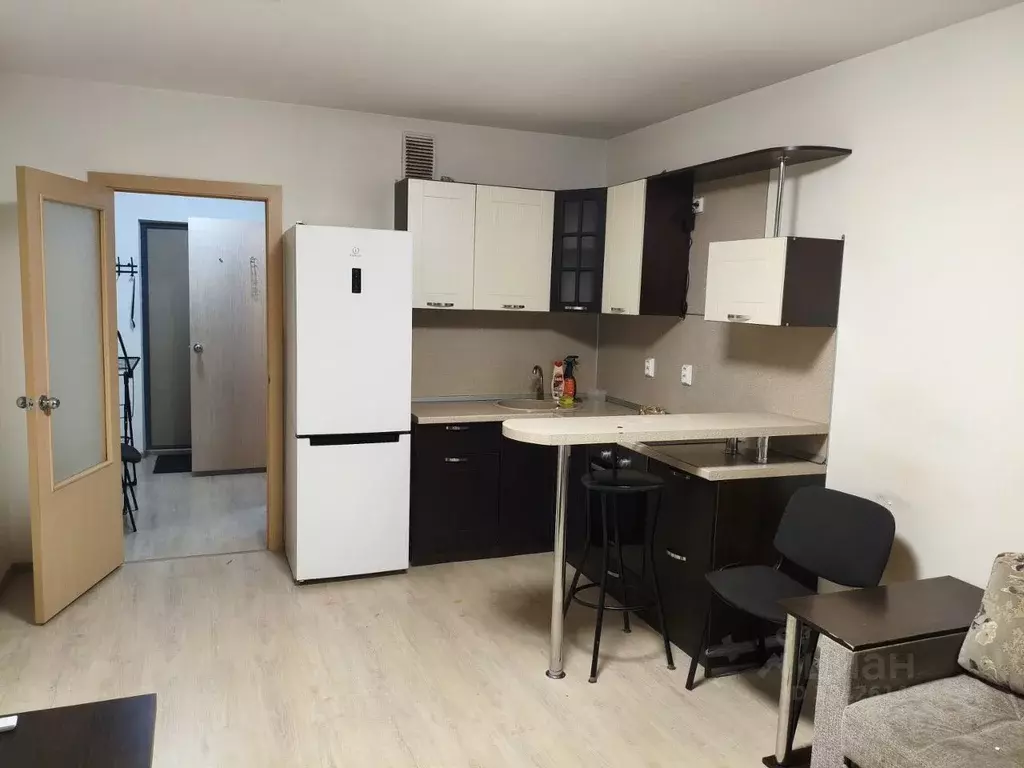 Студия Свердловская область, Екатеринбург ул. Рассветная, 8к3 (26.0 м) - Фото 1