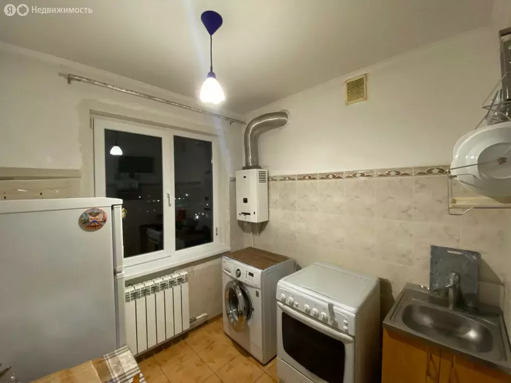 4-комнатная квартира: Нальчик, улица Ватутина, 31 (62 м) - Фото 1