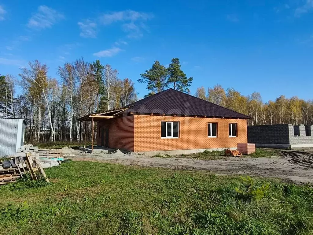 Дом в Тюменская область, с. Нижняя Тавда пер. Сакко (129 м) - Фото 1