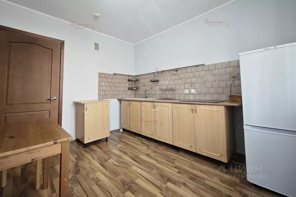 1-к кв. Свердловская область, Екатеринбург ул. Славянская, 49 (34.0 м) - Фото 2