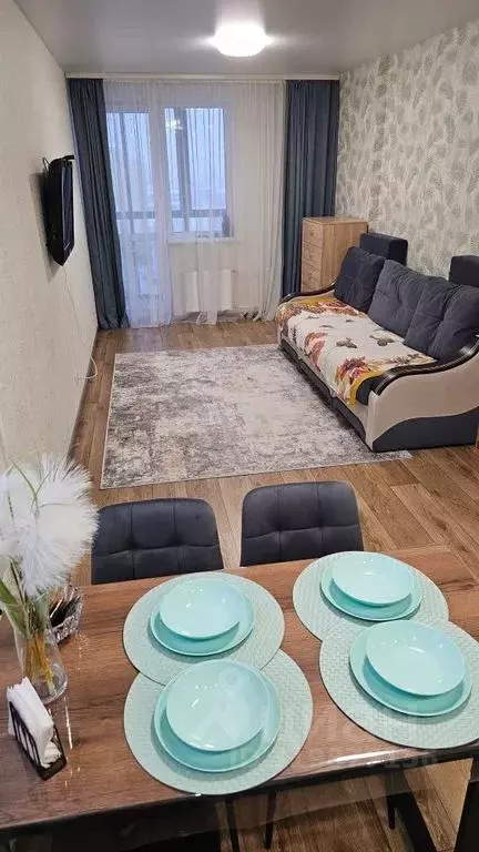 2-к кв. Тюменская область, Тюмень ул. Парада Победы, 11 (46.0 м) - Фото 1