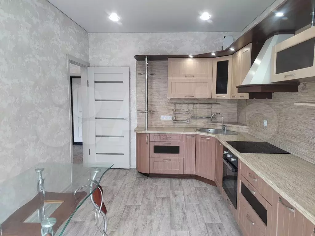 2-к. квартира, 58 м, 6/10 эт. - Фото 1