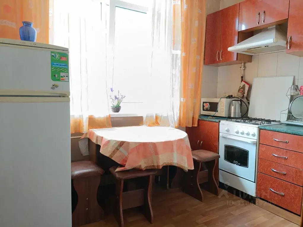 2-к кв. Волгоградская область, Волгоград ул. Мира, 24 (56.0 м) - Фото 0