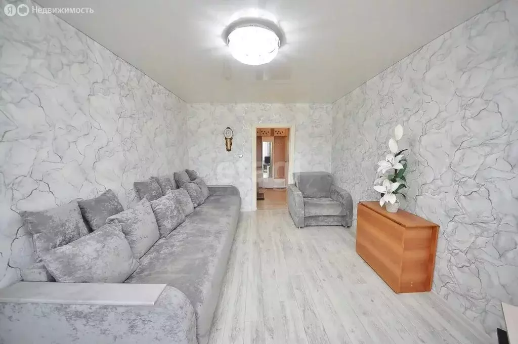 3-комнатная квартира: Салават, Северная улица, 36 (56.2 м) - Фото 0