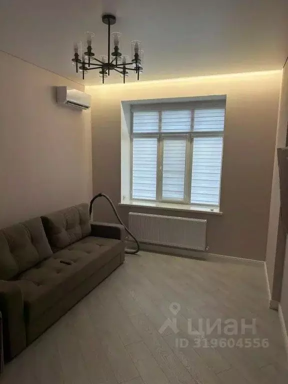 2-к кв. Дагестан, Каспийск ул. М. Халилова, 44А (69.0 м) - Фото 0