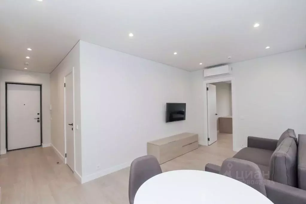 3-к кв. Свердловская область, Екатеринбург ул. Шаумяна, 24 (59.0 м) - Фото 1