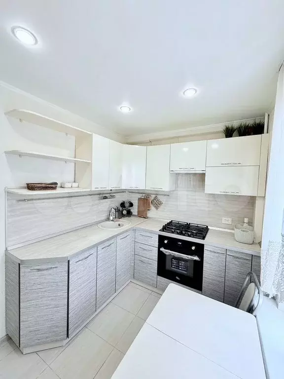 2-к. квартира, 45 м, 2/5 эт. - Фото 0