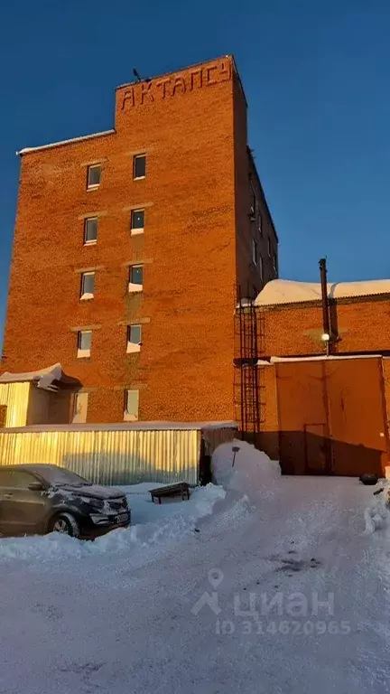 Помещение свободного назначения в Красноярский край, Дудинка Полевая ... - Фото 0