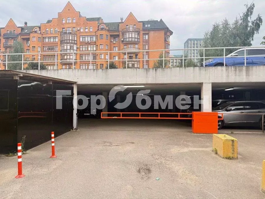 Гараж в Московская область, Химки Клязьма-Старбеево мкр, Международный ... - Фото 1