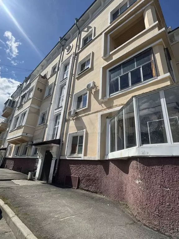 3-к. квартира, 56,5 м, 1/3 эт. - Фото 0