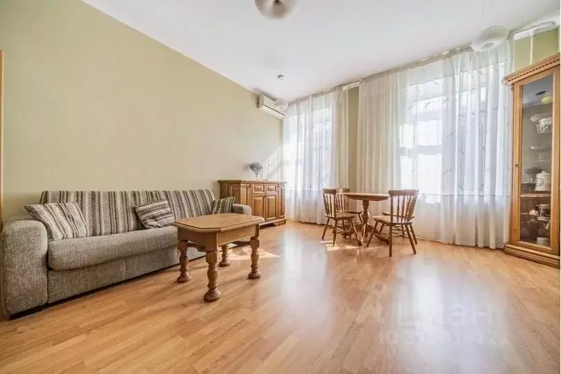 4-к кв. Санкт-Петербург пер. Апраксин, 20 (108.0 м) - Фото 1