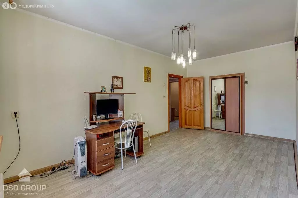 3-комнатная квартира: Хабаровск, Станционная улица, 8А (72.7 м) - Фото 1