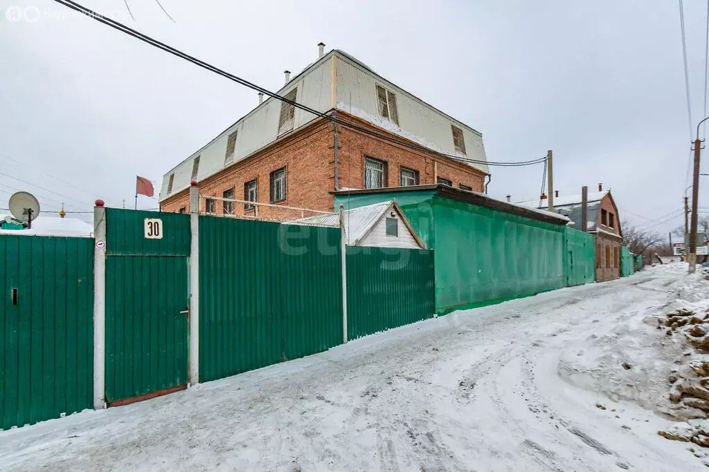 Дом в Омск, 2-я Восточная улица (1271.1 м) - Фото 1
