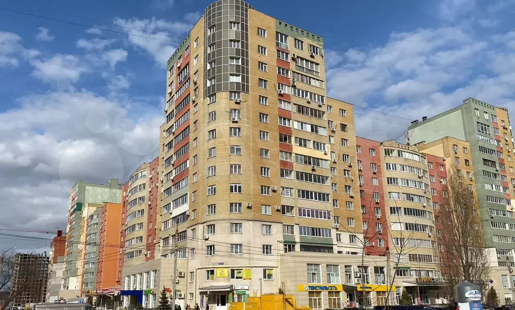 3-к. квартира, 95 м, 5/10 эт. - Фото 0