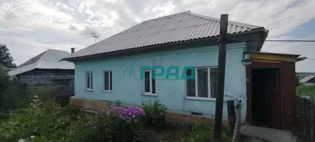 Дом в Белово, Наклонная улица (44.5 м) - Фото 1