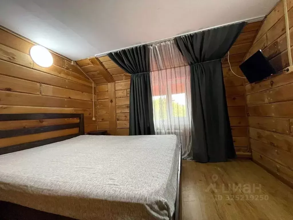 Комната Алтайский край, Белокуриха Рождественская ул., 22 - Фото 1