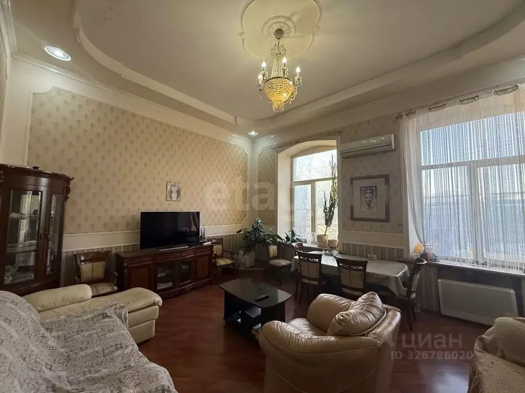 4-к кв. Астраханская область, Астрахань ул. Анри Барбюса, 11 (90.0 м) - Фото 2