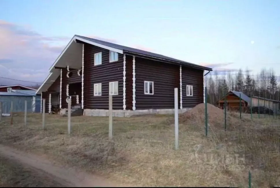 Дом в Ленинградская область, Тихвинский район, Цвылевское с/пос, д. ... - Фото 2