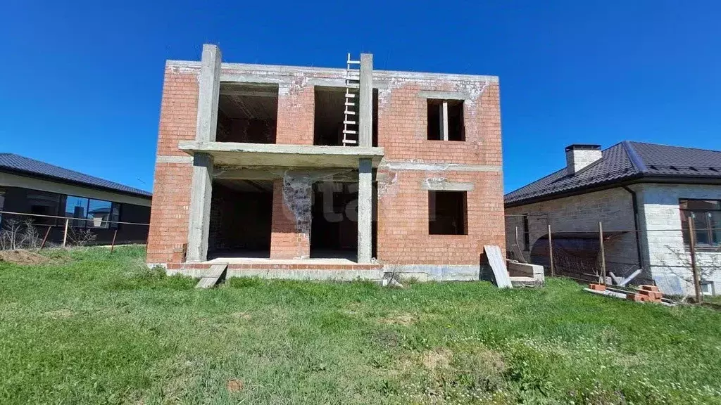 Дом в Ставропольский край, Ставрополь 443-й кв-л,  (415 м) - Фото 1