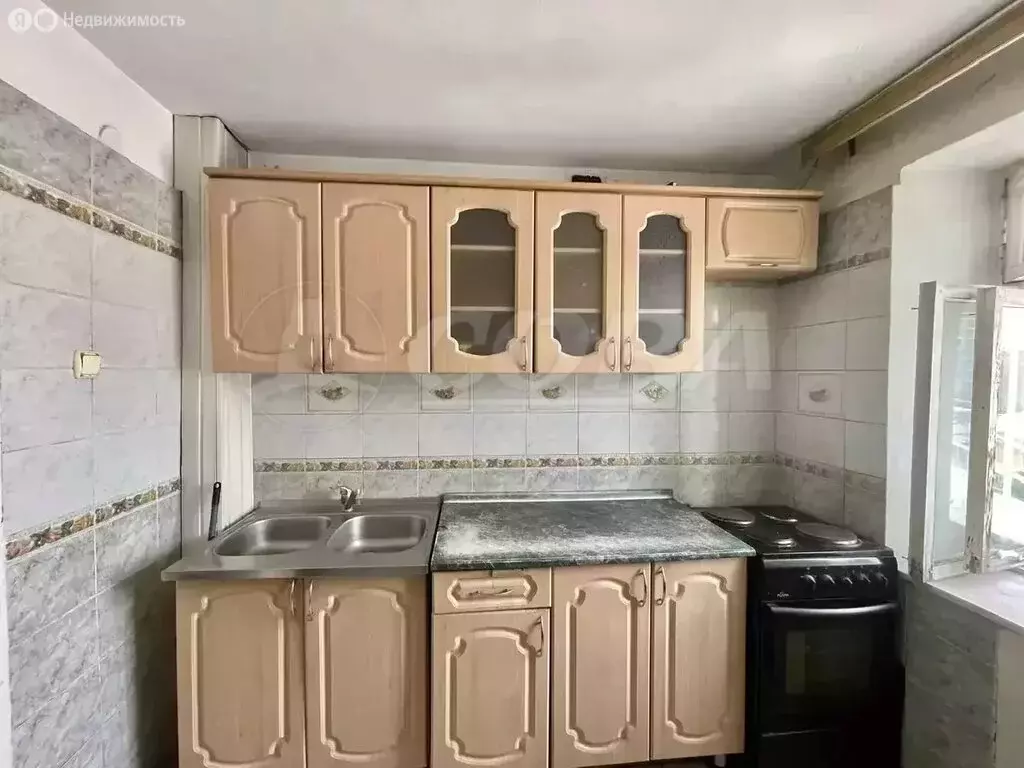 3-комнатная квартира: Тюмень, Ставропольская улица, 3 (57.7 м) - Фото 1