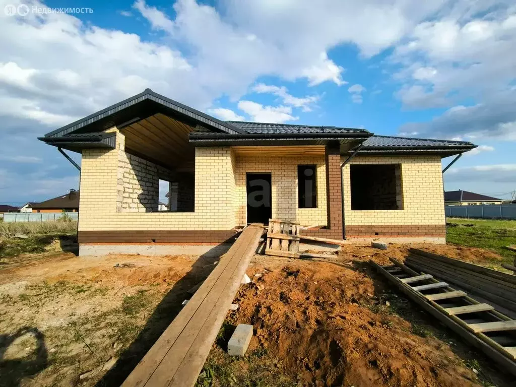 Дом в Тукаевский район, деревня Азьмушкино, микрорайон Подсолнухи, ... - Фото 2