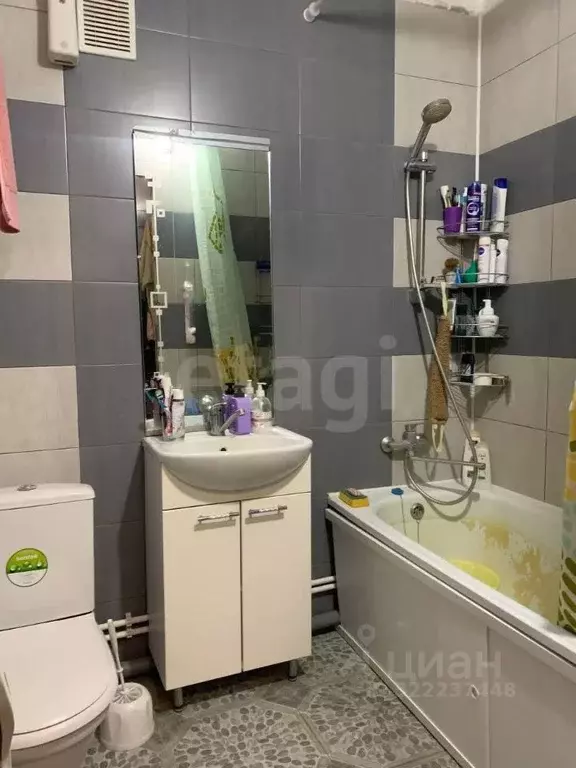 1-к кв. Брянская область, Брянск Брянский пер., 69 (43.9 м) - Фото 2