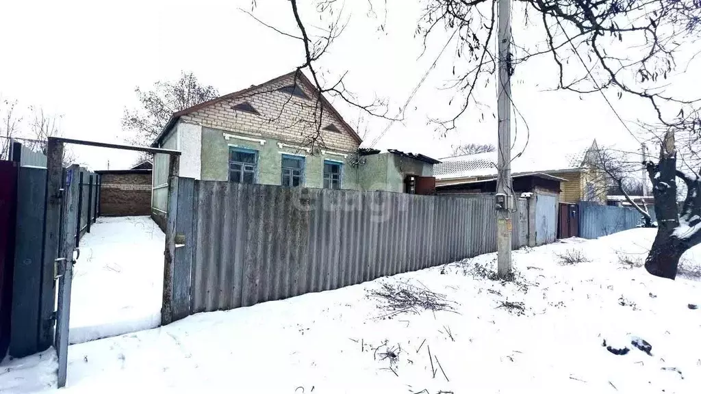 Дом в Белгородская область, Белгород ул. Дружбы (70 м) - Фото 0