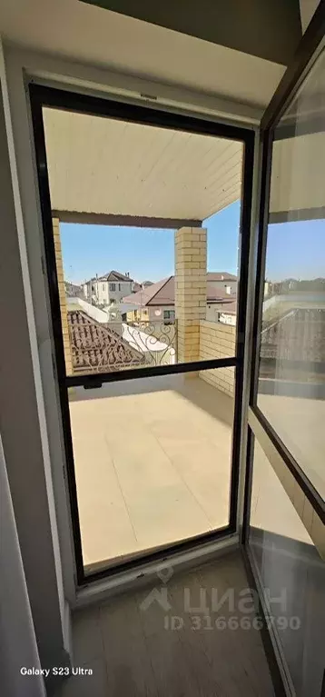 Дом в Краснодарский край, Краснодар ул. Боголюбовская, 34 (150 м) - Фото 2