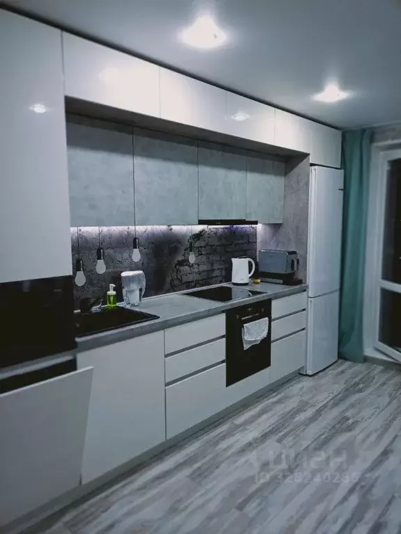 3-к кв. Челябинская область, Челябинск Пекинская ул., 10 (67.6 м) - Фото 2