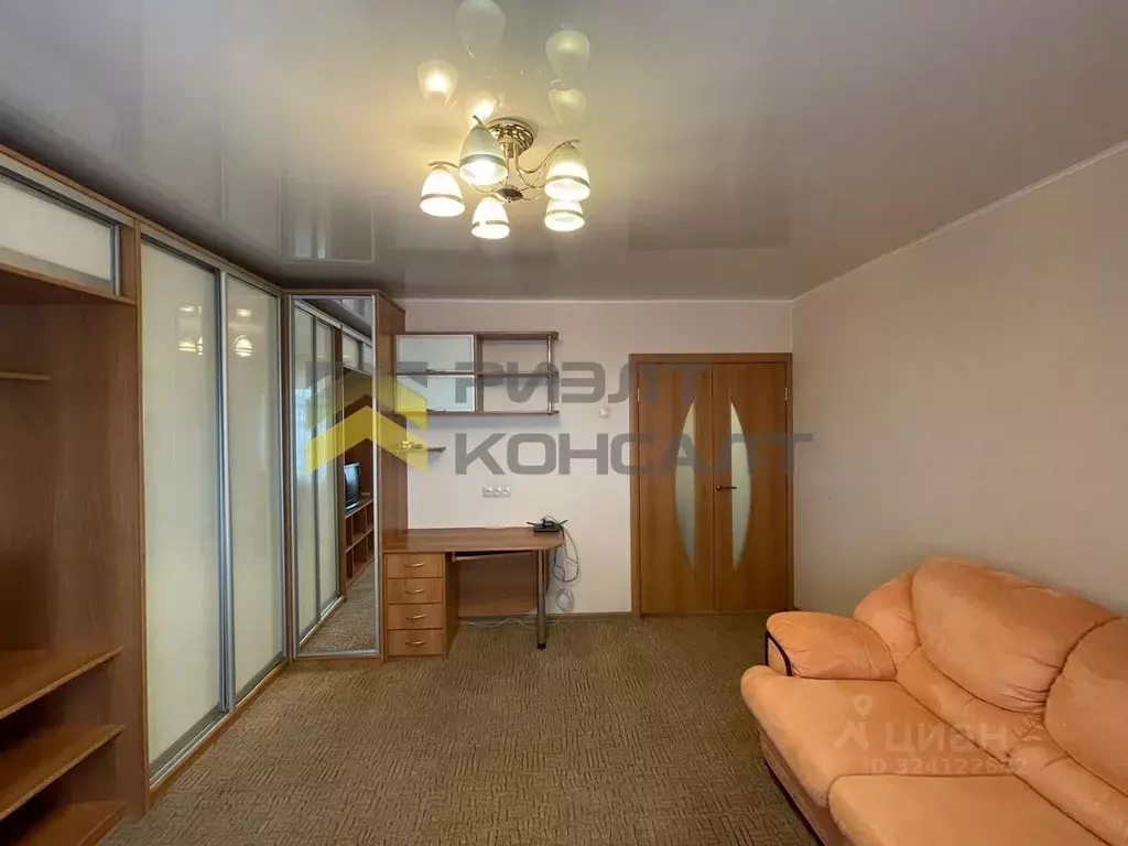 3-к кв. Омская область, Омск ул. Кирова, 20 (67.9 м) - Фото 2