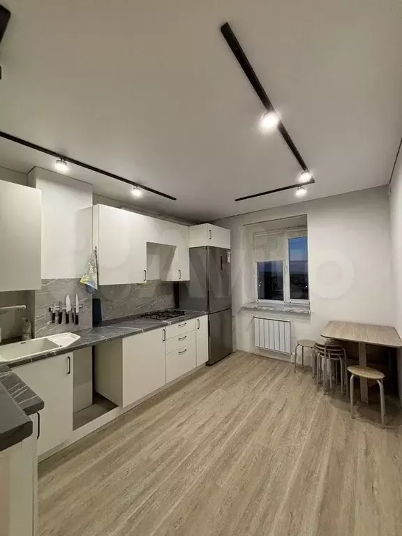 2-к. квартира, 65 м, 8/9 эт. - Фото 0