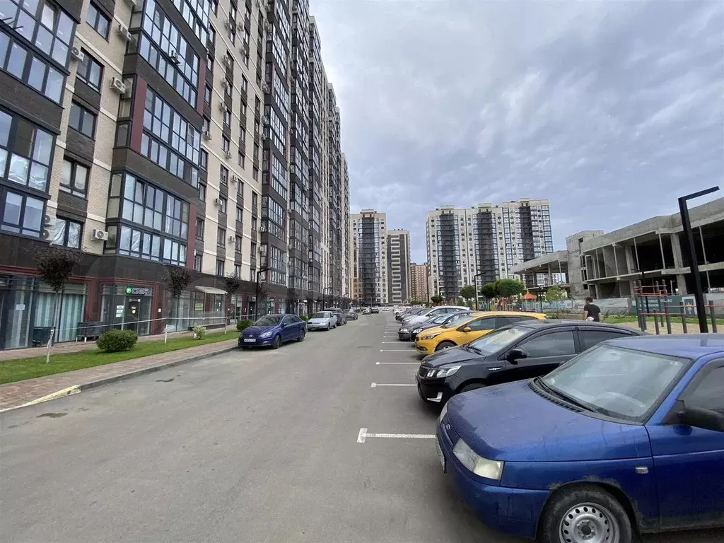 Фасадное помещение в ЖК Любимово, с арендатором - Фото 1